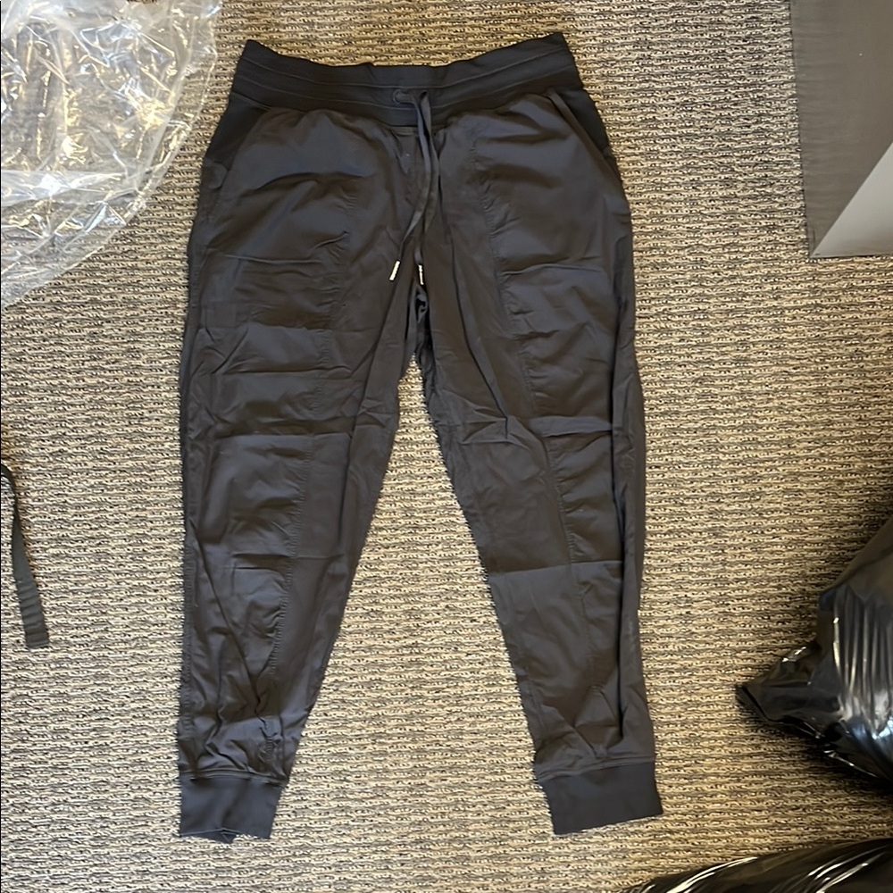 DO NOT PURCHASE Men's Black Jogger Pants
